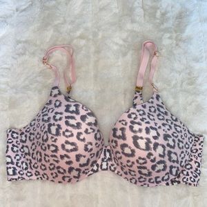 Incredible by VICTORIAS SECRET Leopard Print Bra Lined Perfect Coverage Pink 32C